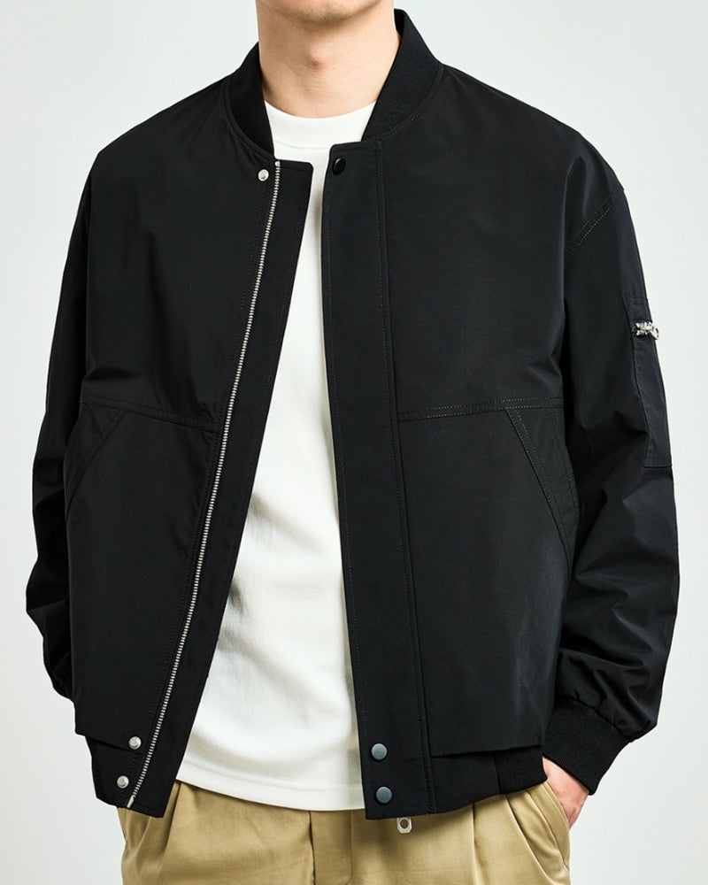 Chaqueta Bomber Minimalista Colección Minimalist Edición Limitada Con Bolsillo Utilitario