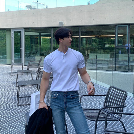 Camiseta Henry Collar de la Colección Old Money, Poliéster Suave, Estilo Minimalista y Exclusivo